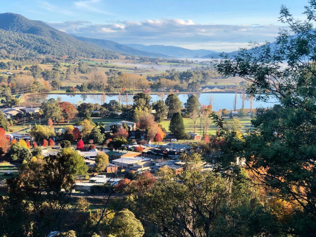 Kiewa Country Cottages Mount Beauty Extérieur photo